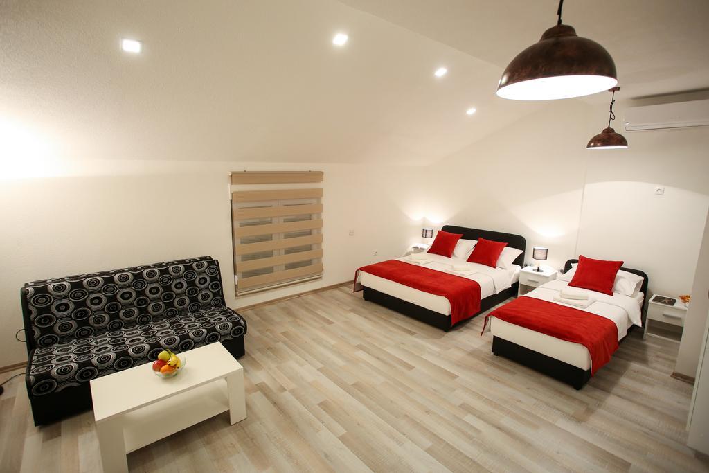 Central Located Guest House Мостар Экстерьер фото