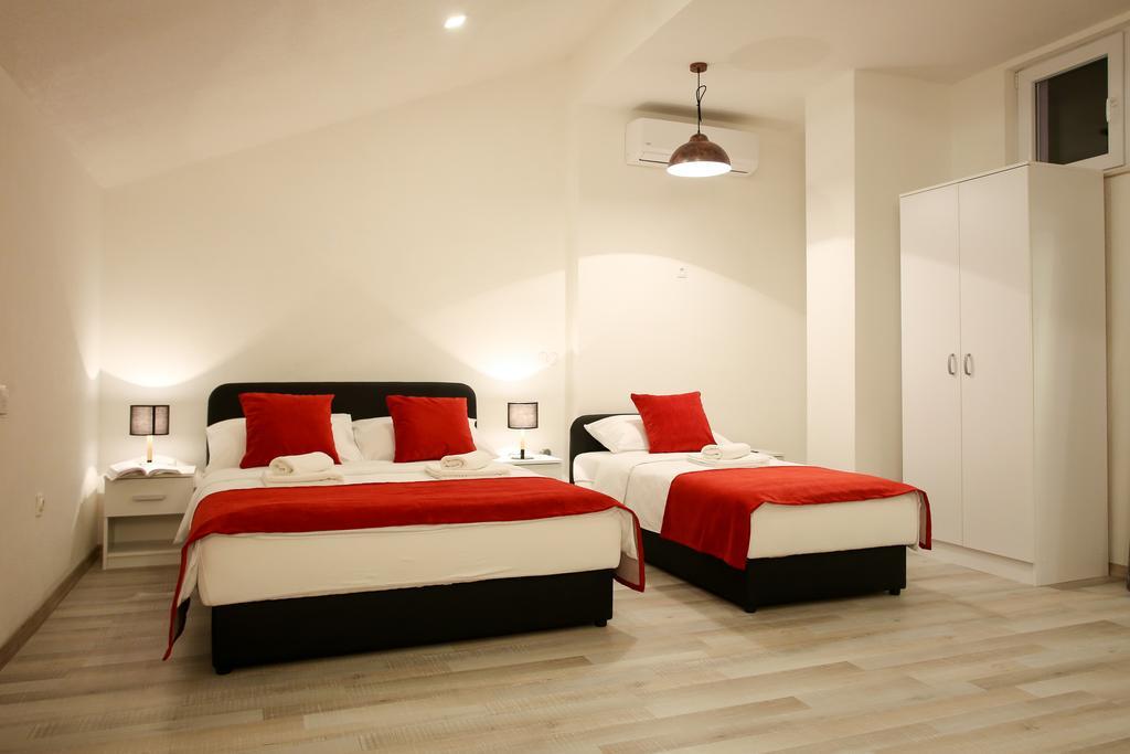 Central Located Guest House Мостар Экстерьер фото